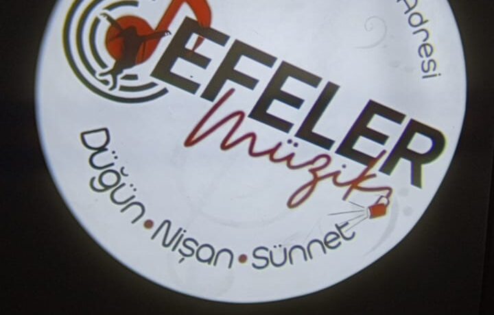 Efeler Müzik Logosu, Logo Yansıt Cihazıyla Buluştu: Sahne Işıkları Artık Sokakta! 🎶💡 1 WhatsApp Image 2025 07 18 at 11.23.48