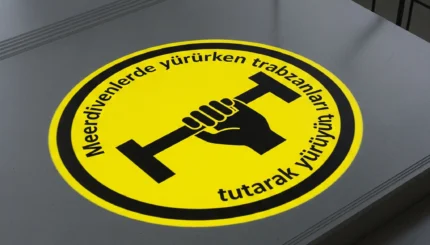 Merdivenlerde Yürürken Trabzanları Tutarak Yürüyün 10 logoyansit trabzanlari tut