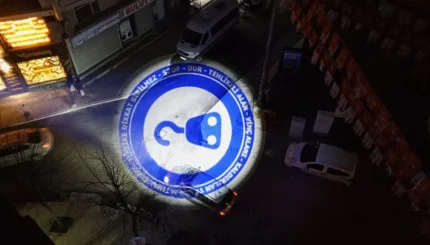 Logo Yansıt Vinç Uyarı Işıkları , forklift uyarı ışıkları , yaya uyarı ışıkları 1 www.logoyansit.comisguvenligi8 7